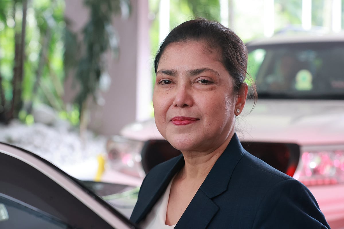 বাংলাদেশ ফুটবল ফেডারেশনের নির্বাহী সদস্য ও নারী উইংয়ের প্রধান মাহফুজা আক্তার কিরণ